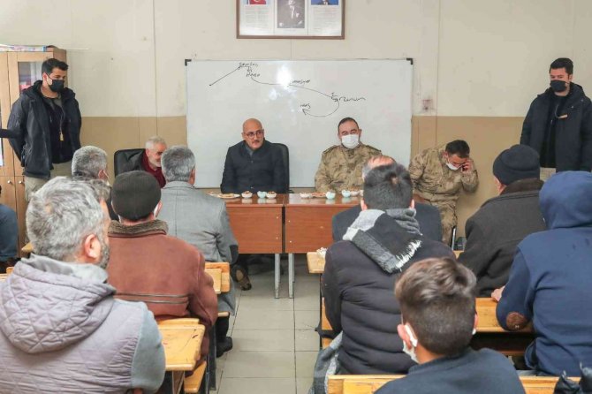Başkan Vekili Aydın: “Muhtar Ve Hemşehrilerimizin Görüşlerini Önemsiyoruz”