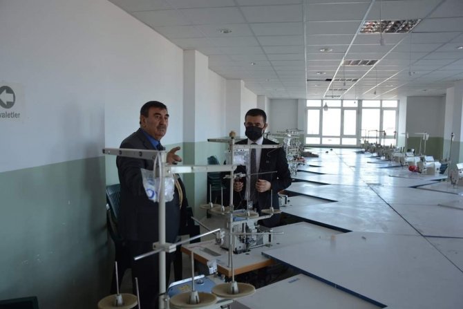 Emirdağ’da 200 Kişiye İstihdam Sağlayacak Tekstil Fabrikası Açılacak