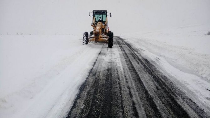 Bünyan’da Yol Çalışmaları Devam Ediyor