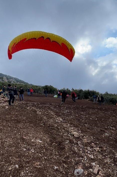 Yeni Yılın İlk Uçuşu Çardak’tan