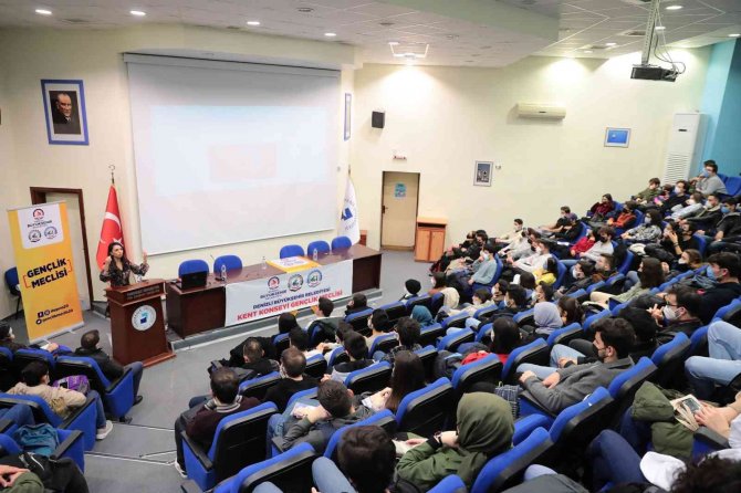 Gençlere Avrupa Fırsatlarını Anlattılar