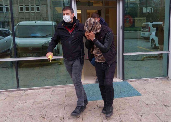 10 Bin Liralık Güvenlik Sistemini Bozup 20 Bin Liralık Kablo Çaldılar