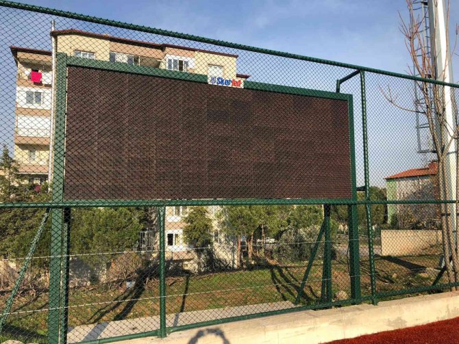 Servergazi Futbol Sahası Görücüye Çıkıyor