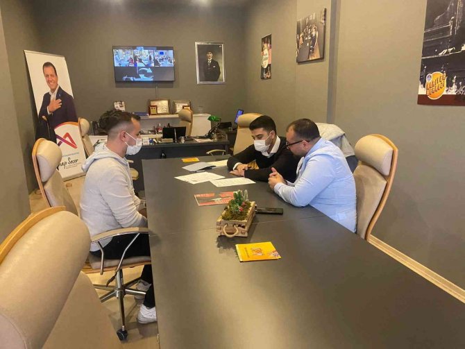 Öğrencilere Part Time İş Fırsatı