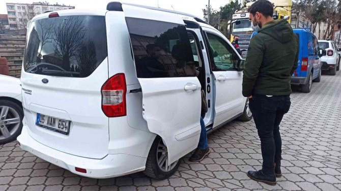 Sahte Alkolden 1 Kişi Zehirlendi