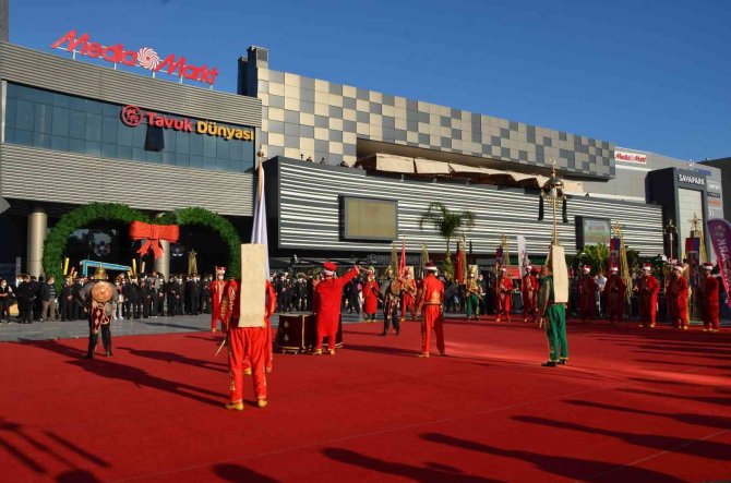 Sayapark, Mersin’in Kurtuluş Gününü Mehteran Konseriyle Kutladı