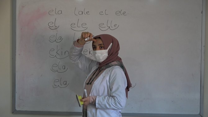 Erciş’te 625 Kadın Okuma Yazma Öğrendi