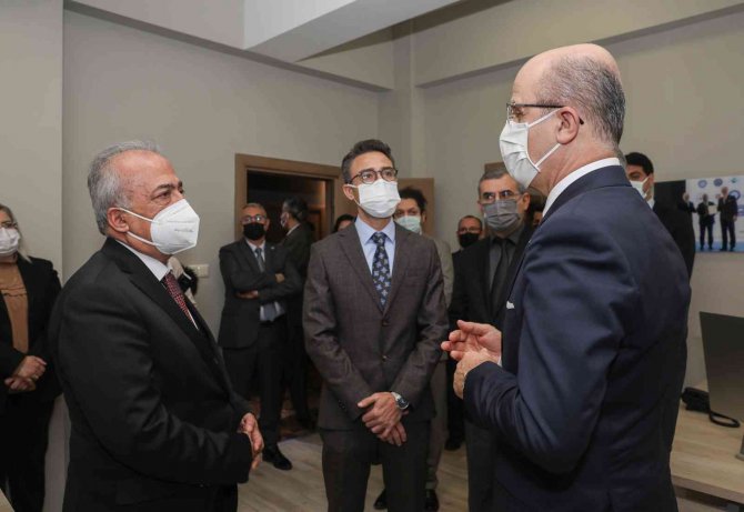 Yök Başkanı Özvar, Atatürk Üniversitesinde