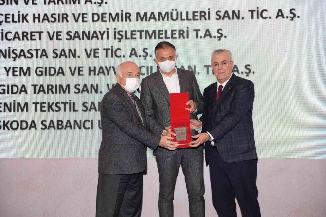 Adana’da "Ekonomiye Yön Verenler Ödül Töreni"