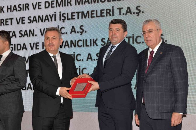 Adana’da "Ekonomiye Yön Verenler Ödül Töreni"