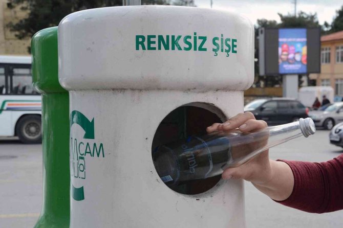 “Geri Dönüşüm” İle Örnek Oluyor