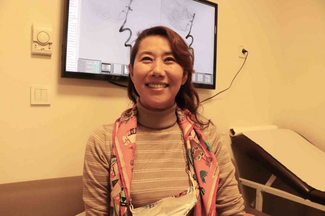 Beyin Kanaması Geçiren Japon Hastayı 5 Günde Ayağa Kaldırdılar