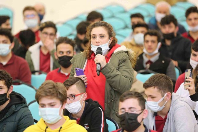 Başkan Sandıkçı’dan Gençlere “İ̇yi Ki Varsın Eren” Sözü