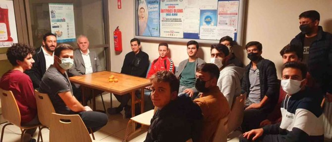 Gençlere Uyku Disiplini Eğitimi Verildi