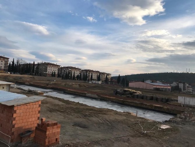 Edebali Stadı’nda İnşaat Çalışmaları Durdu