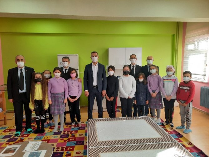 Gazi Emet İ̇lkokulu’na “Temel Yaşam Becerileri” Atölyesi Açıldı