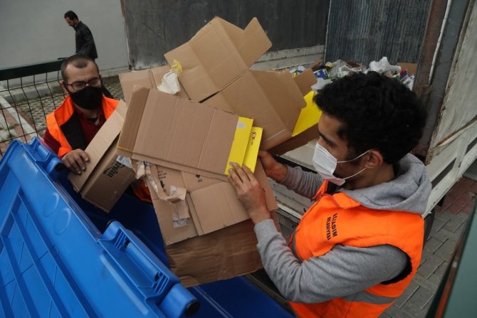 İ̇lkadım Belediyesi Başarısını “Sıfır Atık Belgesi” İle Taçlandırdı