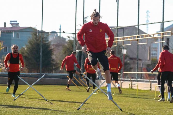 Göztepe’de Antalyaspor Maçı Hazırlıkları Sürüyor