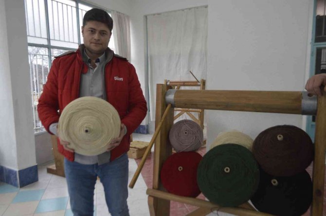 Halıcılık Kursu Gelir Kapısı Olacak