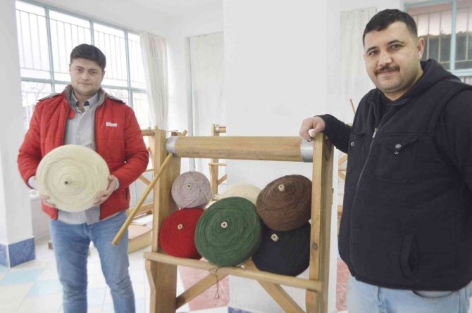 Halıcılık Kursu Gelir Kapısı Olacak
