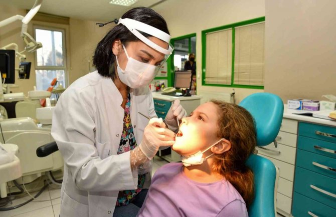 Tepebaşı’nın Ağız Ve Diş Sağlığı Polikliniği’nden 65 Bin 456 Çocuk Yararlandı