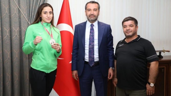 Elazığ Belediyespor Ferdi Boks Şampiyonası’na 6 Sporcuyla Katılacak