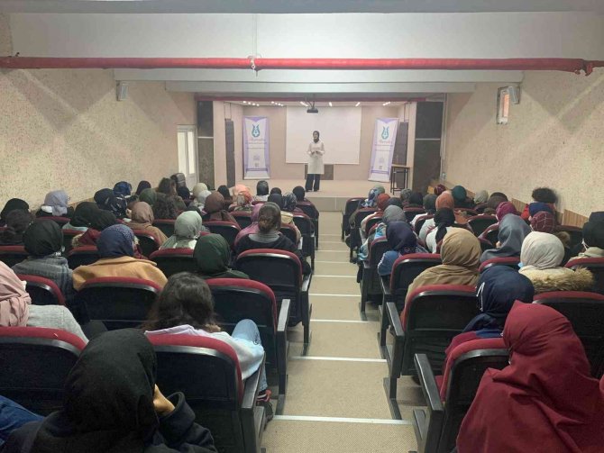 Lise Öğrencileri Lgs Ve Yks Konusunda Bilgilendirildi