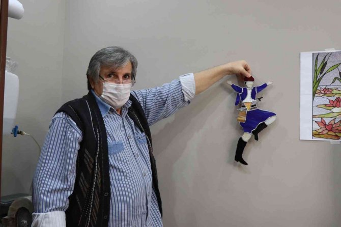 Nazilli Belediyesi Vitray Ve Ahşap Boyama Kursları Devam Ediyor