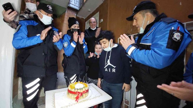 Polislerden Eren’e Anlamlı Ziyaret