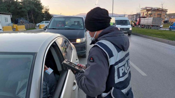 Samsun’da Polisten Hes Ve Gbt Uygulaması