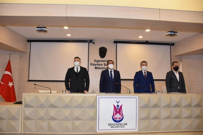 Başkan Çelik Kentsel Dönüşüm Çalışmaları Hakkında Meclisi Bilgilendirdi