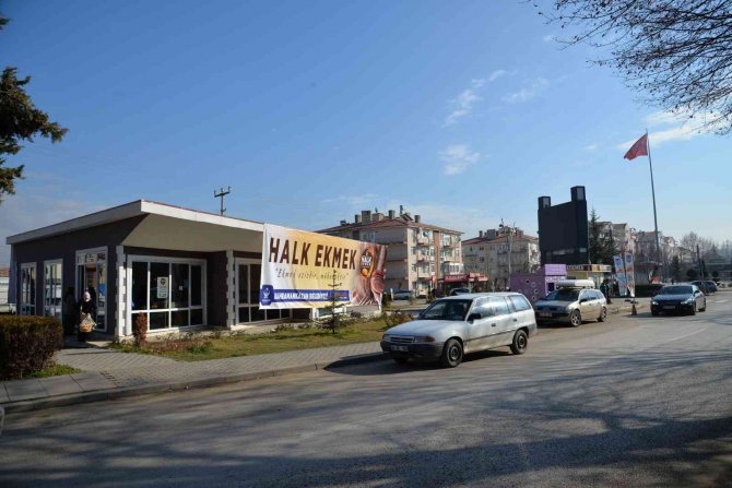 Serhat Oğuz’un Formülü Tuttu, “Halk Ekmek Kuyruğu” Çilesi Bitti