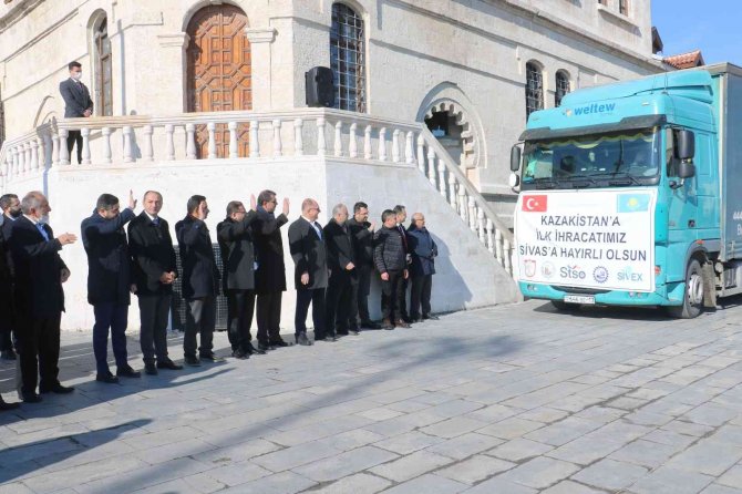 Sivas İlk İhracat Tırını Kazakistan’a Uğurladı