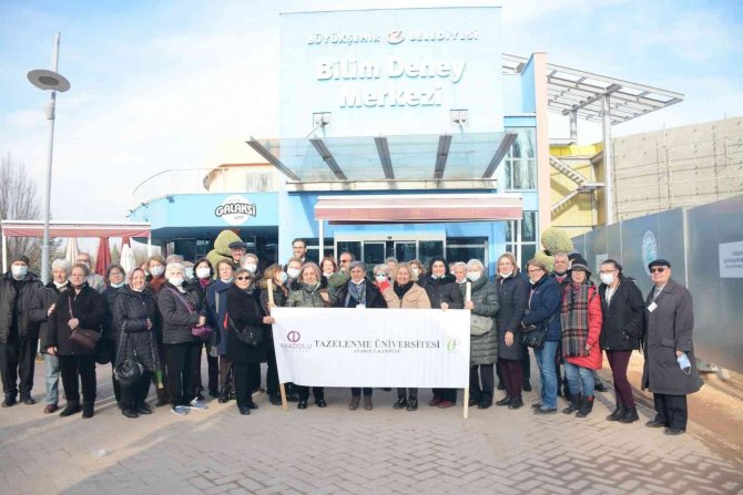 Tazelenme Üniversitesi Öğrencileri Uzay Yolculuğuna Çıktı