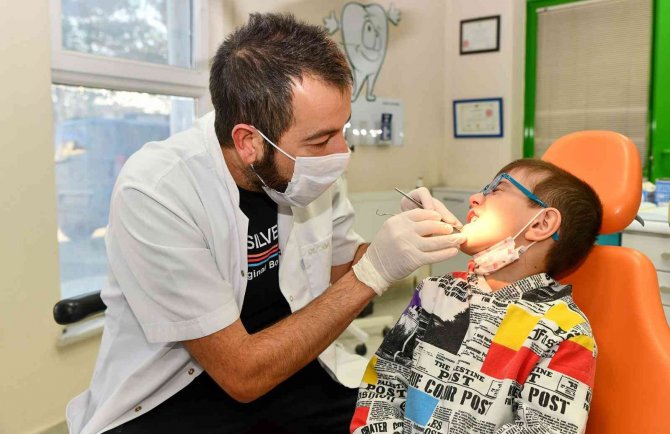 Tepebaşı’nın Ağız Ve Diş Sağlığı Polikliniği’nden 65 Bin 456 Çocuk Yararlandı