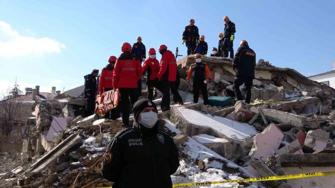 Van’da 10 Farklı Noktada ‘Gerçekçi’ Tatbikat Yapıldı