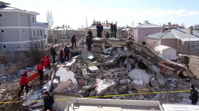 Van’da 10 Farklı Noktada ‘Gerçekçi’ Tatbikat Yapıldı