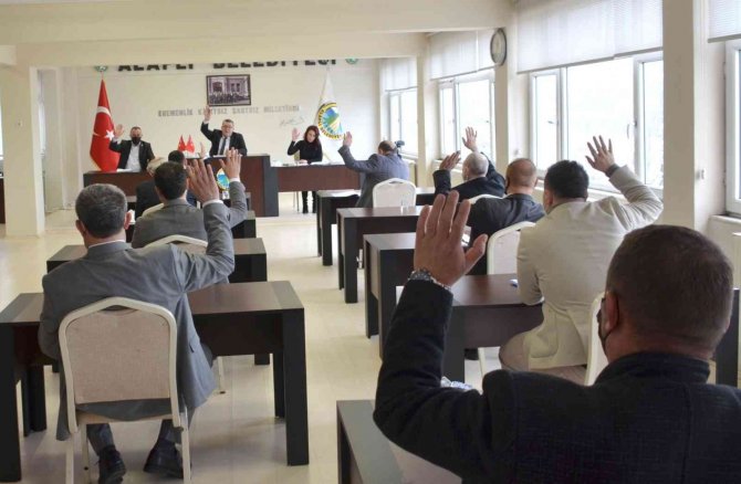 Alaplı’da 2022 Yılının İlk Meclis Toplantısı Gerçekleştirildi