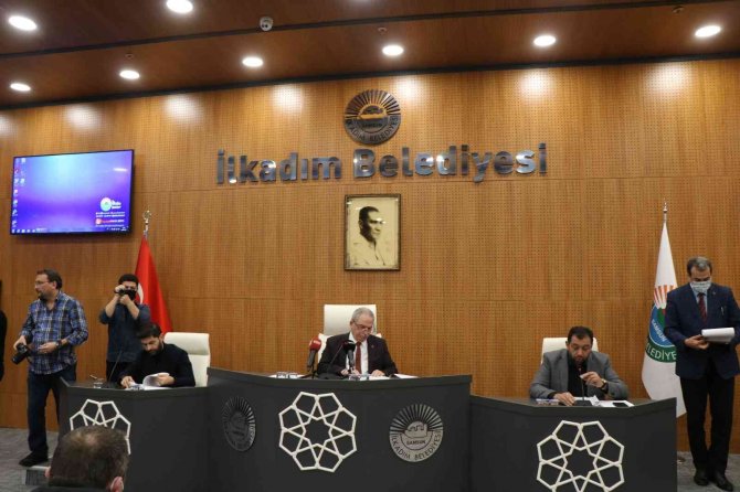 Makam Aracı Teklifi Meclise Takıldı