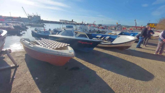 Tekirdağ’da Yarım Asırlık Limanda Tekne Çekecek Yer Kalmadı
