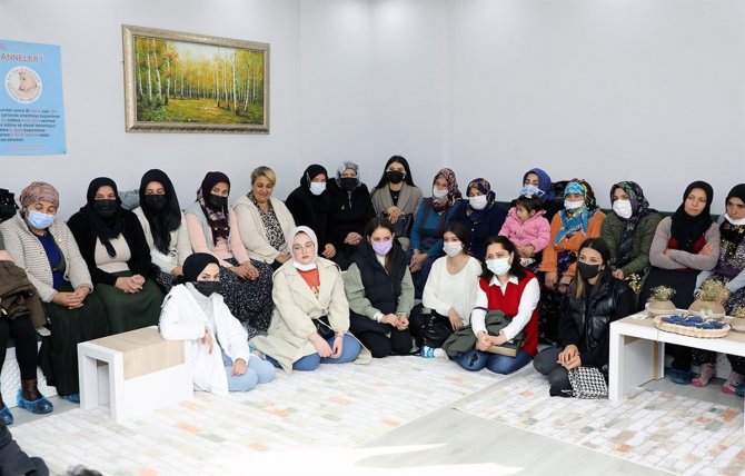 Vali Çiçek, Kadın Kültür Evi’nin Konuğu Oldu