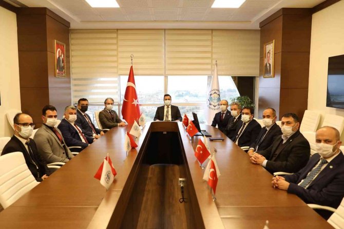 Alkü’de İşçiler İçin Toplu Sözleşme