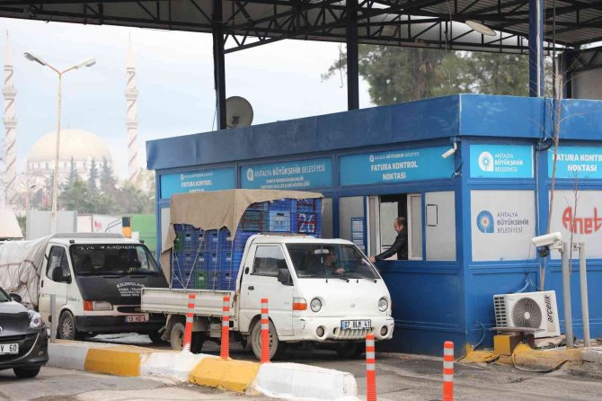 Büyükşehir, Hal Çıkış Ücretlerine Artış Yapmadı