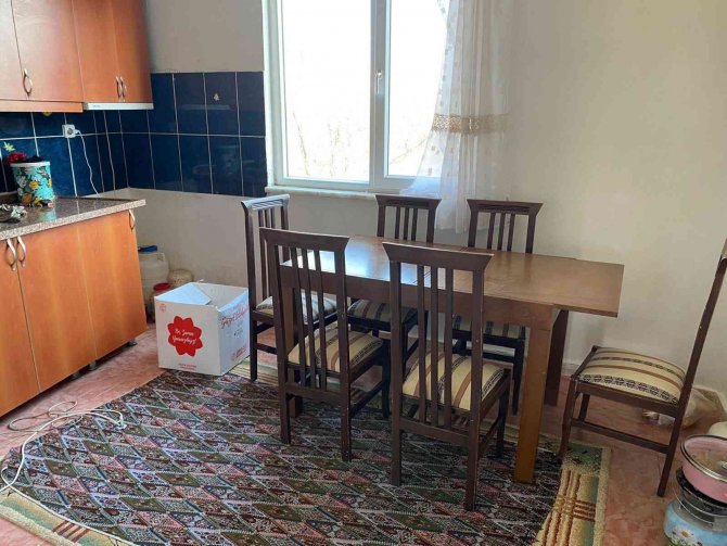 İ̇htiyaç Sahibi Bir Vatandaşın Daha Evi Sıcak Bir Yuva Haline Getirildi