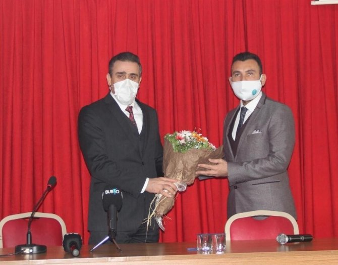 Burhaniye Kaymakamı Memiş, Üniversitelilerle Buluştu