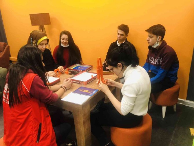 Turnuva Öncesi Zeka Oyunu Eğitimi Verilemeye Başlandı