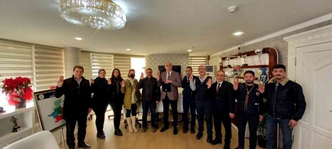 Öztürk İzcilerle Buluştu