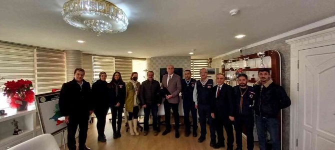 Öztürk İzcilerle Buluştu