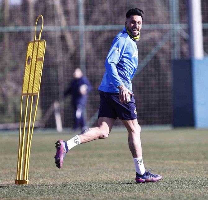 Fenerbahçe, Adana Demirspor Maçı Hazırlıklarına Devam Etti