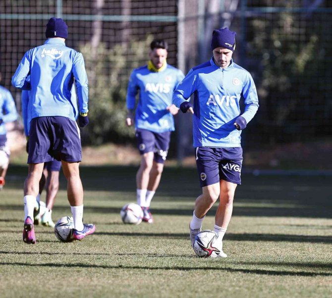 Fenerbahçe, Adana Demirspor Maçı Hazırlıklarına Devam Etti